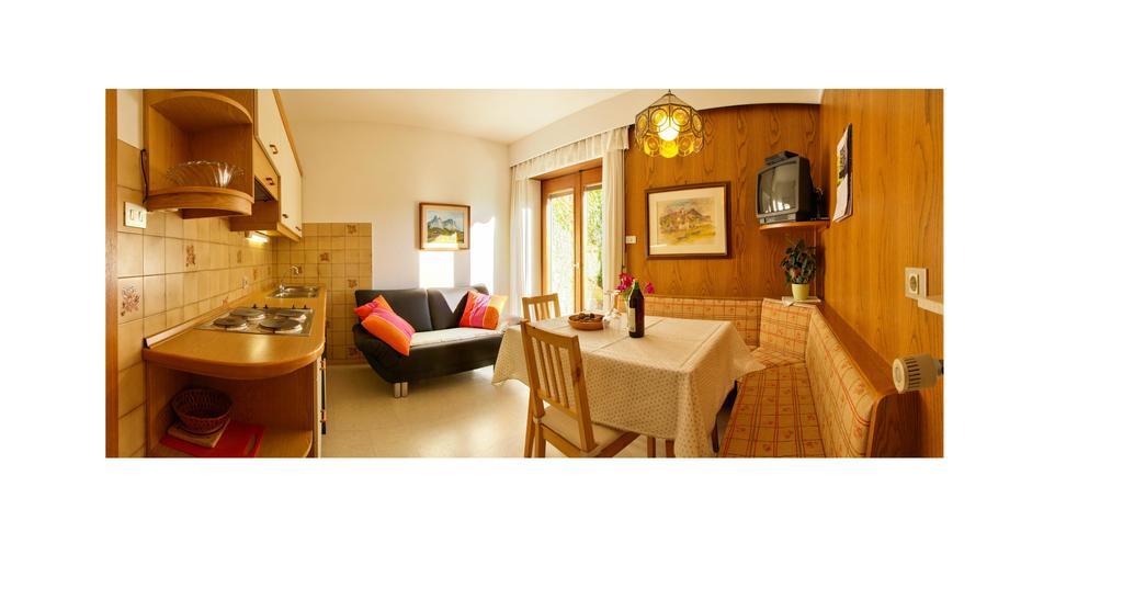 Appartments Geislerblick Кастелрото Стая снимка
